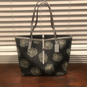 Coach Carryall Tote